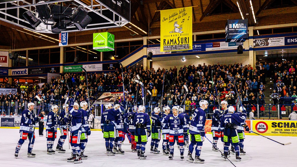 Blue Devils Weiden gewinnen gegen EC Peiting Radio Ramasuri