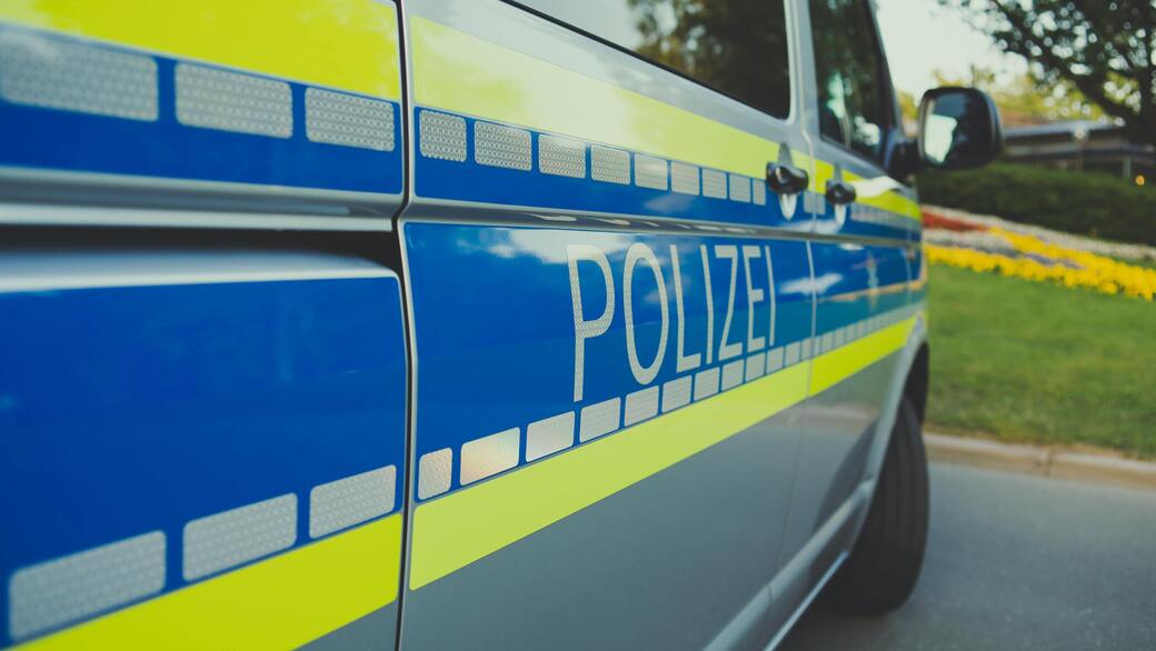 Autofahrer schneller als die Polizei erlaubt | Radio Ramasuri
